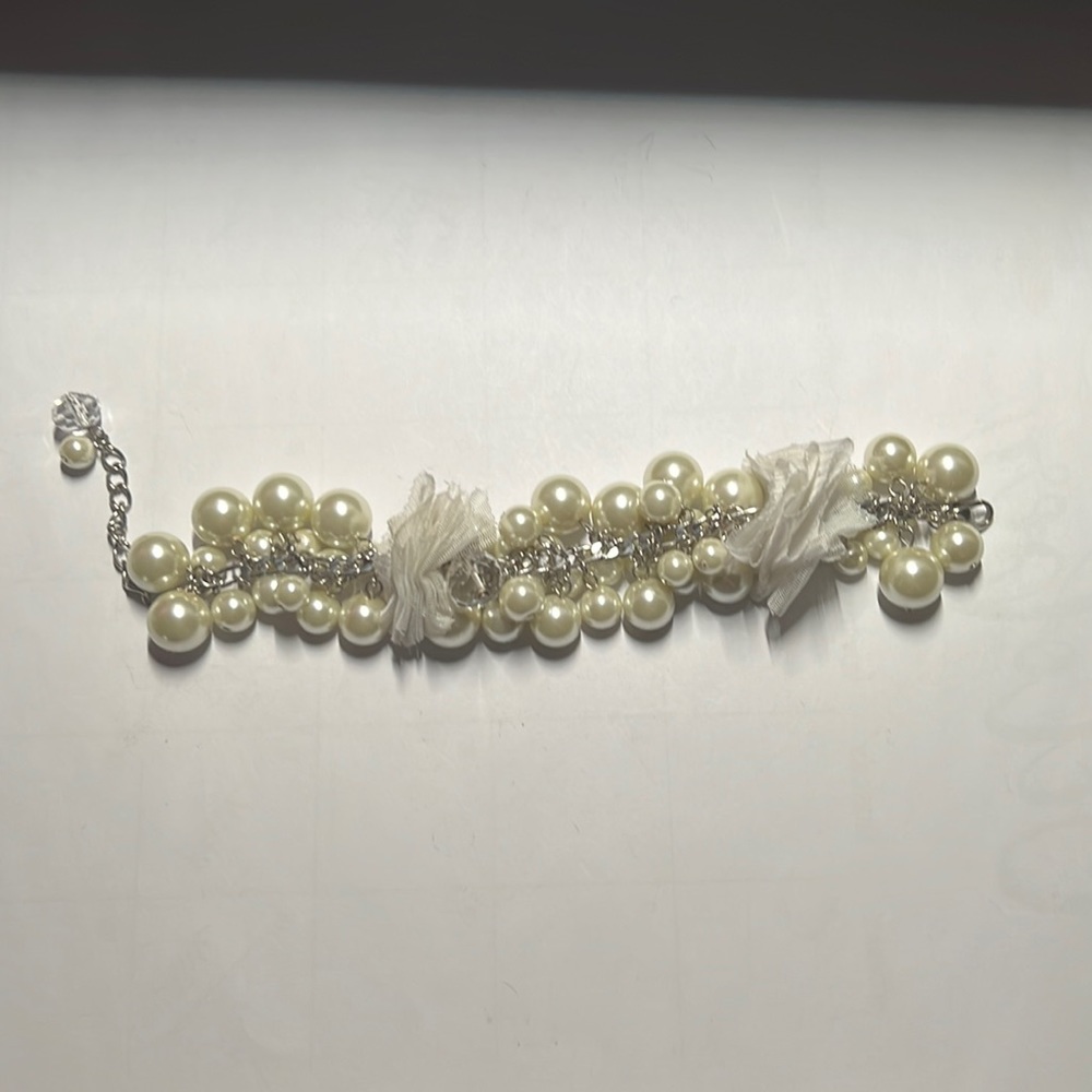 Glass pearl, tulle and crystal bracelet euc heavy